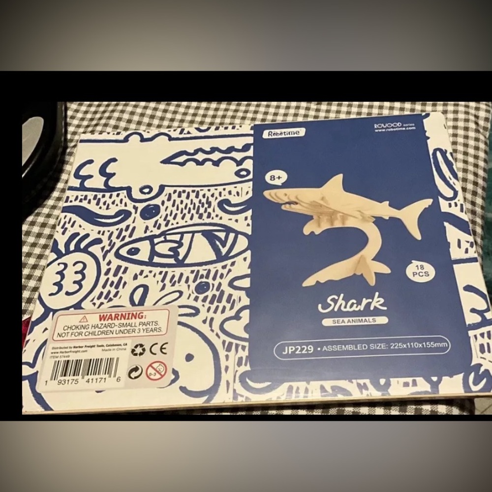 Shark 🦈 18-Piece 3-D Puzzle Robotime. Rowood Series.Paintable New Sealed🦈
